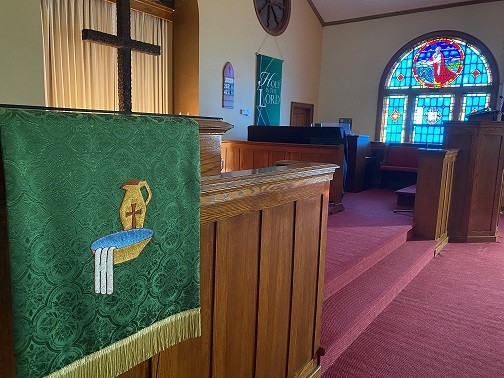 Picture of the chancel area